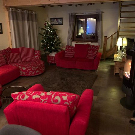 Spacious Ski Chalet In Traditional French Village, Sleeps 8, Four Star With Fibre Broadband Abondance Kültér fotó