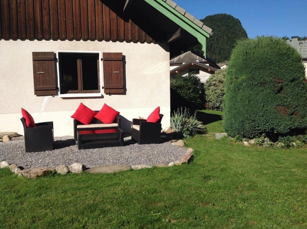 Spacious Ski Chalet In Traditional French Village, Sleeps 8, Four Star With Fibre Broadband Abondance Kültér fotó