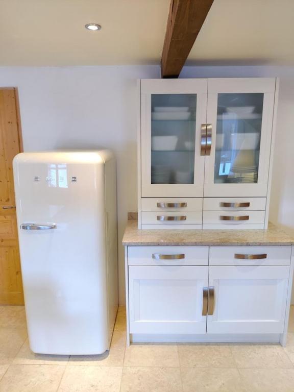 Spacious Ski Chalet In Traditional French Village, Sleeps 8, Four Star With Fibre Broadband Abondance Kültér fotó
