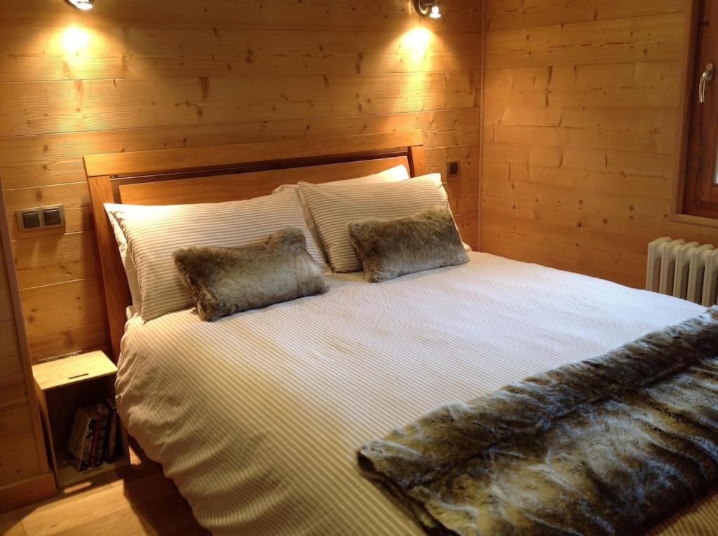 Spacious Ski Chalet In Traditional French Village, Sleeps 8, Four Star With Fibre Broadband Abondance Kültér fotó