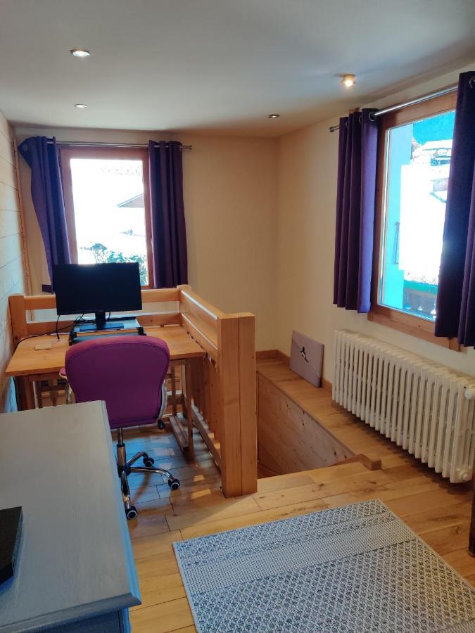 Spacious Ski Chalet In Traditional French Village, Sleeps 8, Four Star With Fibre Broadband Abondance Kültér fotó